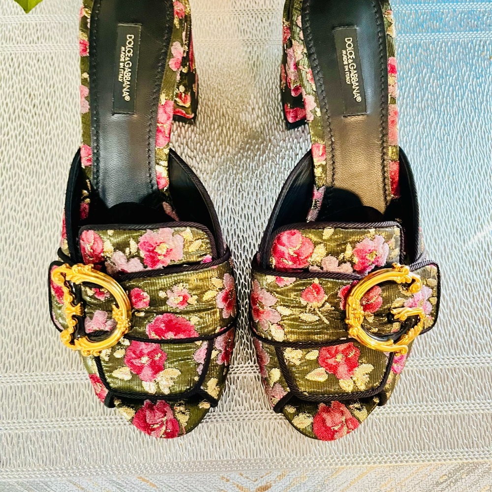 Dolce & Gabbana Pink Floral Mules with Gold Buckle - Picture 10 of 12